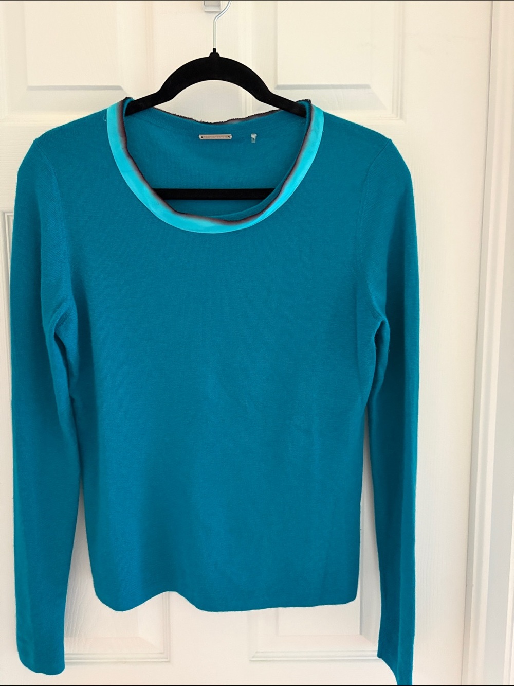 Elie Tahari Teal Scoop Neck Sweater in cashmere and silk, turquoise and brown